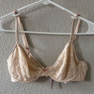 Victoria's Secret Beige Lace Unlined Demi Bra size 34c